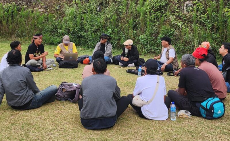 Keaslian tradisinya tetap terjaga, tetapi secara metodologis berkembang mengikuti zamannya (foto: ceraken.id)
