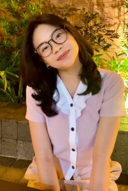 MERANGKAI KISAH, MENYAPA GENERASI Z LEWAT LIMA SINGLE MEGAN LITANI