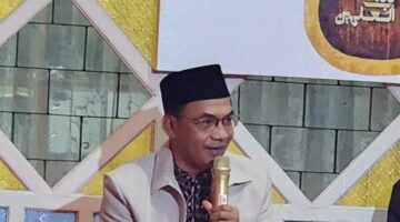 Prof. Nuriadi Sayip. 