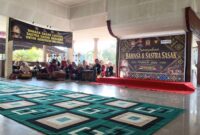 Yang diperlukan adalah satu kesepakatan ketika bahasa tersebut memasuki ruang formal (foto: ist / ceraken.id)