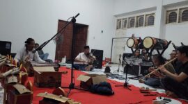 Pertemuan antara pentatonik, soundscape, dan ambient menjadi penanda bahwa musik tradisi dapat terus tumbuh tanpa kehilangan akar (foto: aks / ceraken.id)